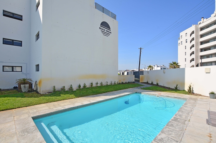 2 Bedroom Property for Sale in Waves Edge Western Cape